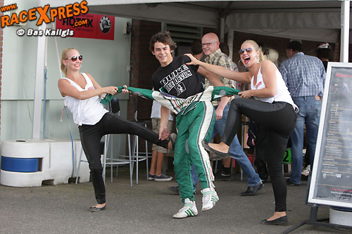 Gridgirls and drivers having fun